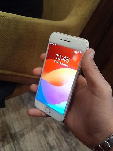 IPhone 7, 32 GB, Gümüşü, Barmaq izi lalafo.az -da IPhone 7, 32 GB, Gümüşü, Barmaq izi