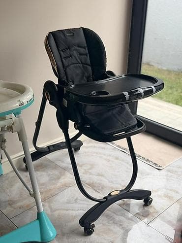 usaq ayaqabilari: Uşaq üçün yemək stulu – HAGADAY - Rəng: qara - Təkərlərlə asan — 1