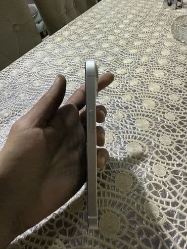 телефон для пожилых fly: IPhone 13, Ağ, Simsiz şarj — 3