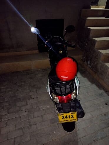 ən yaxşı cin təkəri: Şəhər içi rahat və qənaətli hərəkət üçün kompakt skuter. Texniki və — 7