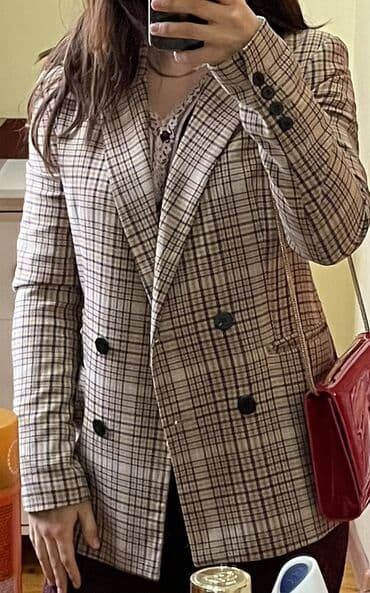 Baş geyimləri: Qadın üst geyimləri – 3 fərqli model dəst 1) Qaşınlı qəfəs naxışlı — 1