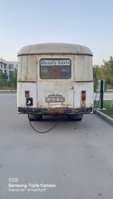 avtomat sürət qutusu: Model: PAZ-672 tipli kiçik avtobus Xüsusiyyətlər: - Korpus: ikirəngli — 1