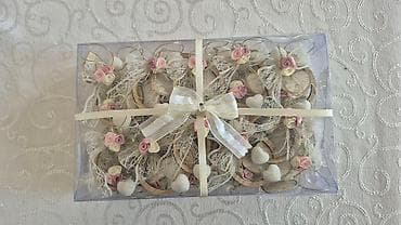 Zərif qutuda Toy və Nişan Xonçalarının Aksesuarları: Hər bir hədiyyə