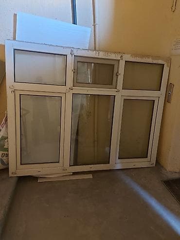 Məhsul: Daxili otaq qapısı və plastik pəncərə bloku Qapı: 3 ədəd. - — 2
