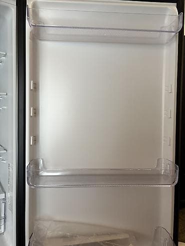 netbook satilir: Yeni 2 qapılı Indesit Soyuducu Satılır, rəng - Boz, Dolab içi — 2