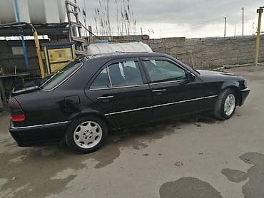 küləklik: Mercedes-Benz C-Class: 2.2 l | 1999 il Sedan — 8