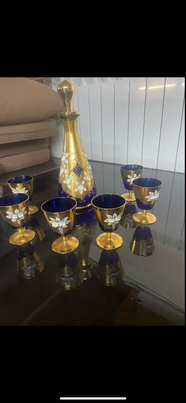 nerj su cəni: Qrafinlər və səhənglər — 1