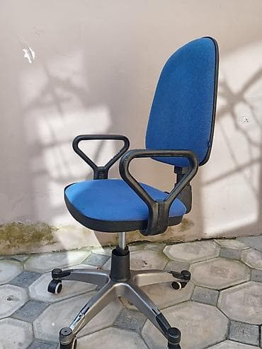 Ofis oturacaqları: İşlənmiş, Təkərli, Qolları tənzimlənmir, Parça — 2