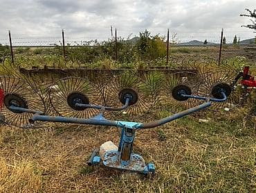 13 diski teker: Bu, əkinçilikdə torpağın hazırlanması üçün istifadə olunan qırmızı — 7