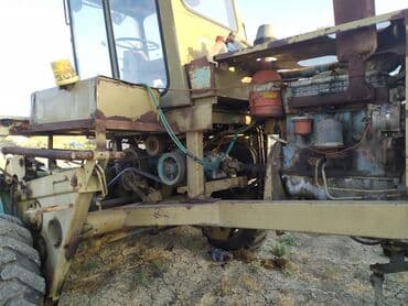 islenmis kvadrasikl: Traktor QDR ot bicen .saz vəziyyətdədir. matoru yag yemir yanacaq — 7