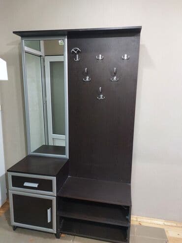 мойка шкаф для кухни: Tünd qəhvəyi rəngdə dəhliz mebeli dəsti. Dəstə güzgü, asqılar — 2