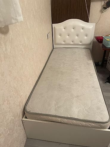 tek kravat: İşlənmiş, Təknəfərlik çarpayı, Bazasız, Matras ilə, Siyirməsiz — 2