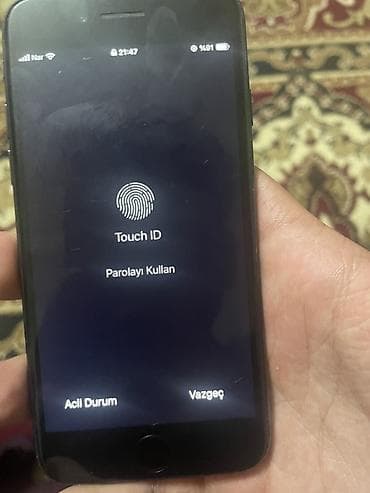 iphone se 2020 almaq: IPhone SE 2020, 128 GB, Qara, Barmaq izi — 8