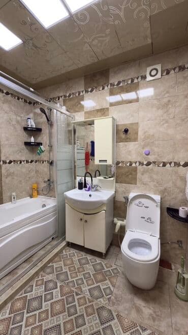 kiraye evler 2023 ecemi: Süleyman Rüstəmov küç:37 də Köhnə tikili binanın 5 mərtəbənin 1ci — 3