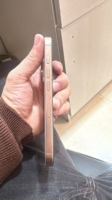 world telecom iphone 11 pro: IPhone 16 Pro, 128 GB, Qızılı, Zəmanət, Face ID, Sənədlərlə — 7