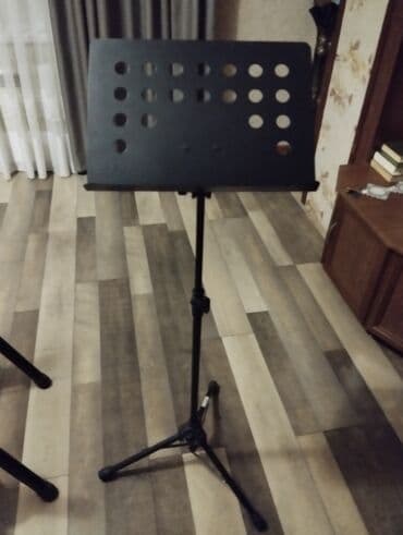 ses yazan kamera: Səhnə və tədbirlər üçün tam səs sistemi paketi Tərkib: - Mixer pultu — 10