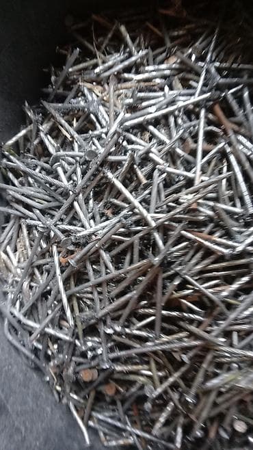 Lalafoda yeni: Metallalom üçün dəmir mismarlar. 120 kg. Zabrat. 1 kg- 50 gəpik — 3