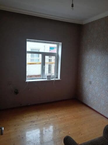 binə qəsəbəsində ev: Kiraye gulustan 3 de asim matkete yaxin - Tək mərtəbəli, mansardsız — 10