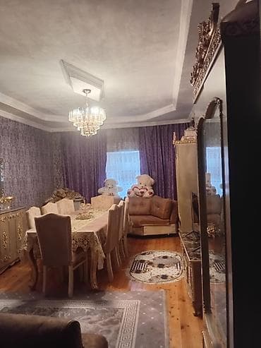 ev alqi satqisi 2024: Həyətdə iki evdi biri 5 otaq biri iki otaq həytə 3 maşn rhat — 7