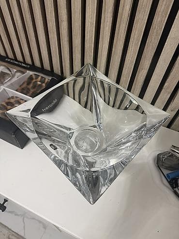 malax meyvə: Şüşə meyvə/qəlyanaltı qabı – dekorativ ayaqlı model - Material — 2