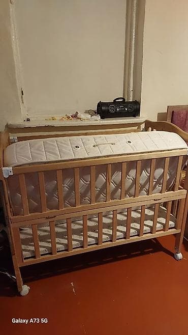 islenmis matras: Taxta beşik + döşəkcə - Material: təbii ağac, laklı səth - Ölçü — 1