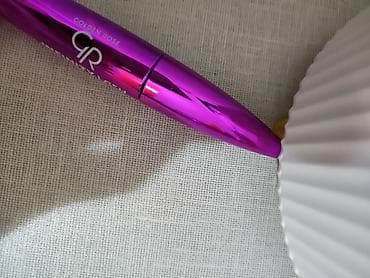 maqnitli kiprik: Kipriklər üçün tuş, Maybelline — 3