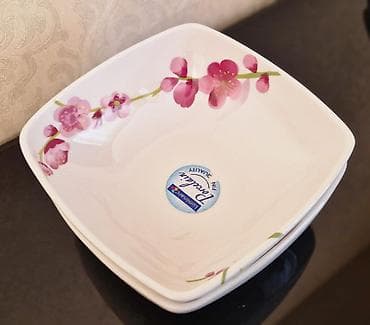 qedimi serviz: Luminarc brendi. Istifade olunmayib. 4 bulud ve 4 orta olcude kasa — 5