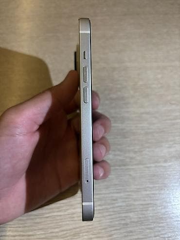 perexadnik iphone: IPhone 13, Ağ, Face ID — 3
