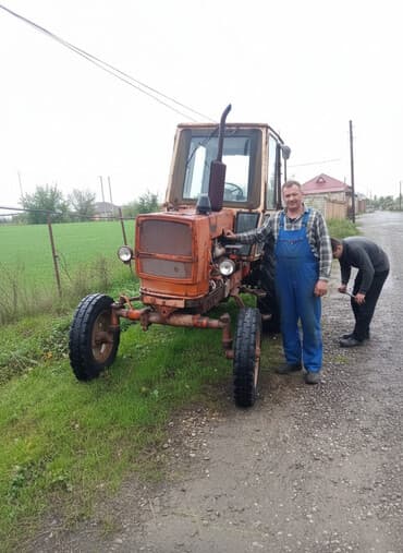 traktor zapçast: Traktor – kabinəli, arxa qoşqu çəkmək üçün yedəyi ilə - Marka/model — 5