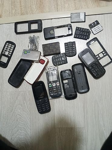 a15 ikinci el: Köhnə düyməli telefon hissələri dəsti.Hamısı bir yerdə satilır telefon — 2