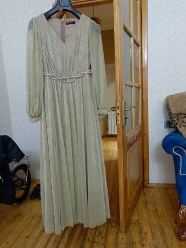 танцевальные группы на свадьбу: Zərif ziyafət geyimi. 320 manata alınıb 1 defe geyinilib. Ölçü 42 - — 1