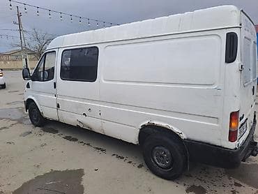 Su nəqliyyatı: Ford Transit: 2.5 l | 1999 il 280000 km Van/Minivan — 4