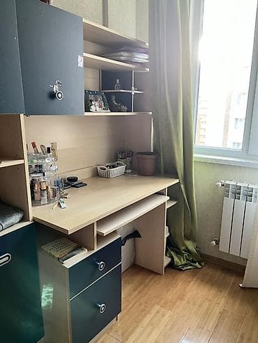 tek stollar: Oğlan və qız üçün, Yazı masası — 1