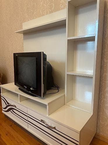 televizor: Televizor problemsizdi 50Azn 2 ədət var
tv stent 80Azn — 2