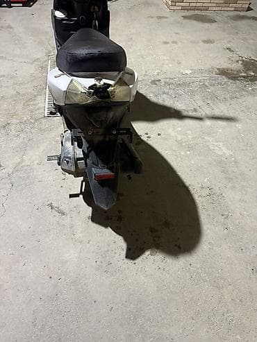 kub 50 cc: Moon brand - Moon, 50 sm3, 2023 il, 2200 km — 4