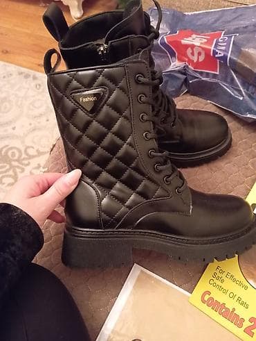 botlar: Ölçü: 38, rəng - Qara, Yeni — 1