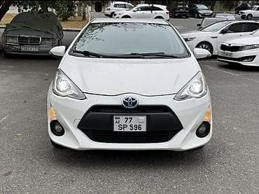 Toyota Aqua: 1.5 l | 2017 il Hetçbek