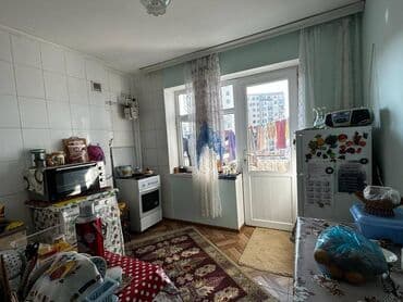 9 ci mikrorayon satilan evler: Bakı, Qaraçuxur qəs., 3 otaqlı, Köhnə tikili, 104 kv. m — 10