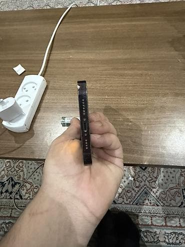 iphona 6 plus: Məhsul: Smartfon (metallik bənövşəyi/qaraya çalan gövdə, düz kənarlı — 1