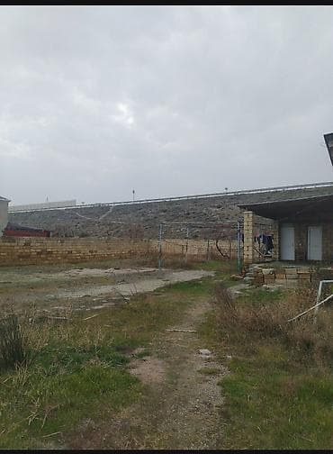 otaq: Satılır: həyət evi və torpaq sahəsi - Tikili: daşdan inşa olunmuş — 2