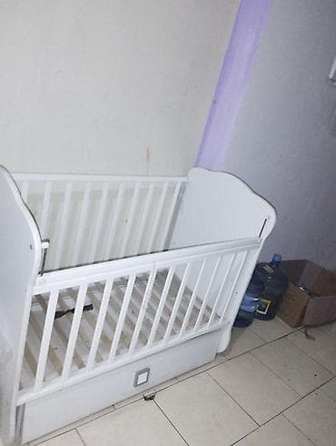 Oğlan və qız üçün, İşlənmiş, Dördbucaq, Beşik, Dəstsiz, Matrassız, Yellənmə mexanizmsiz — 1