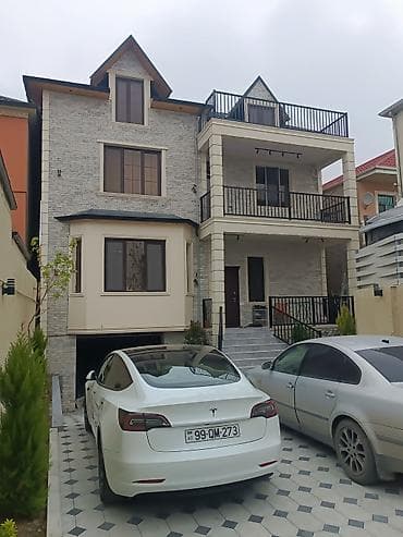 Дома: Satılır – 4 mərtəbəli fərdi yaşayış evi .Çox təcili satılır. PAKET — 4