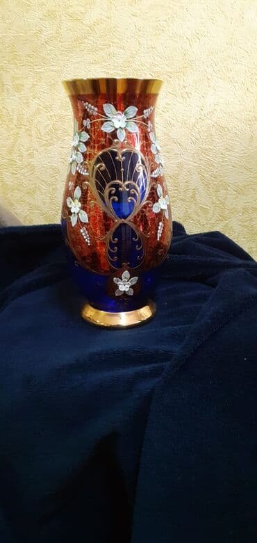 Bir vaza, Bogem şüşəsi