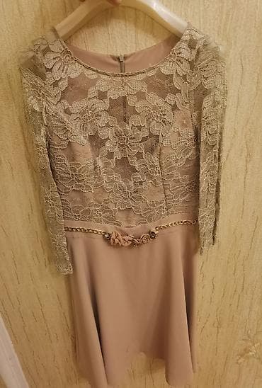 ereb qizili instagram: Zərif pudra rəngli qısa don - Üst hissə: çiçək naxışlı incə krujeva — 1