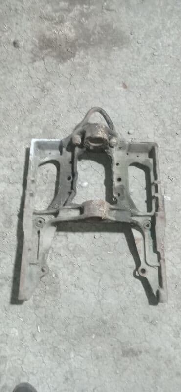 Otaq bitkiləri: Ağır metal karkas/çərçivə detalı - Material: tökmə metal - — 3