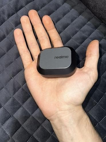 bluetooth qulaqciqlar: En teze çıxan, 1 gün istifade edilib, heç bir problemi yoxdur, qutusu — 2