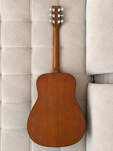 gitara: Akustik gitara, Yamaha, 6 sim, İşlənmiş, Ünvandan götürmə — 3