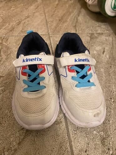 Toy paltarları və aksesuarları: Детская обувь Размер 28 каждая за 10 ман. Могу привести на — 2