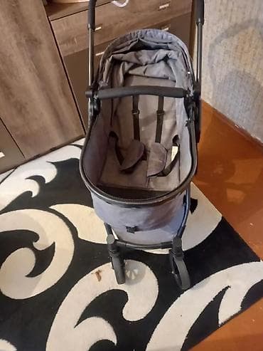 Uşaq geyimi və ayaqqabıları: Çıxarılmayan beşikli araba — 1