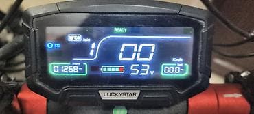 suktur: İşlənmiş Elektrik samokat 10", 751 - 1000 Vt, > 45 km/s — 8